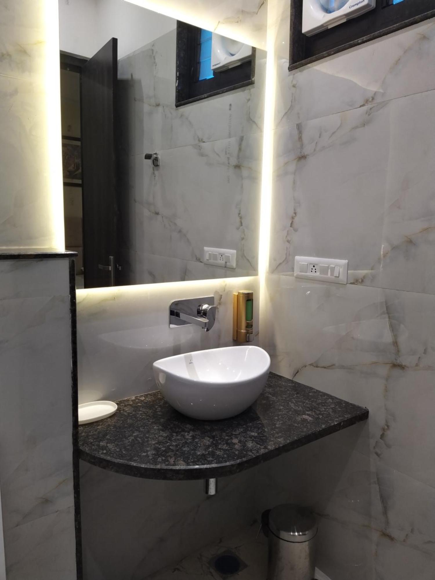 The Imperial Hotel And Convention Centre カーンプル エクステリア 写真